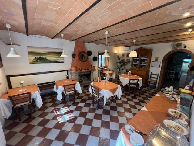 Mancino Acomodação com café da manhã Poggibonsi Exterior foto
